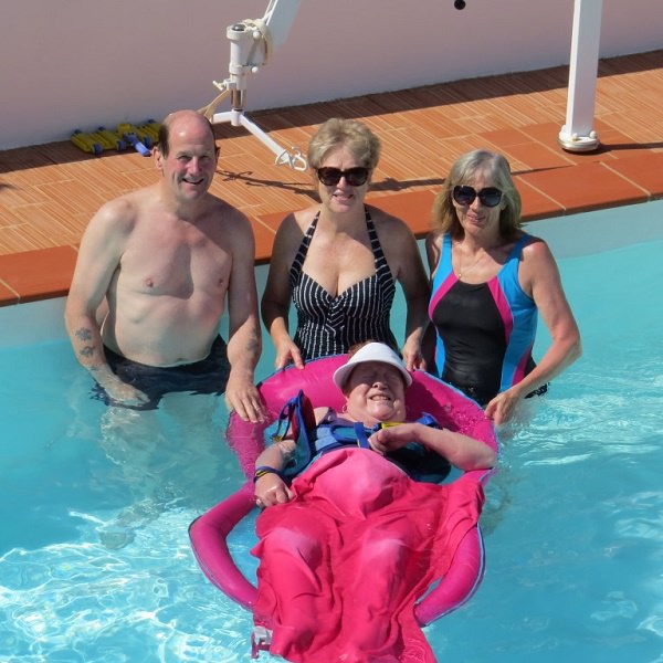 accessible pool algarve villa lagos portugal disabled access