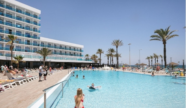 accessible-holidays-enable-holidays-wheelchair-friendly-holidays-five-top-tips-for-stress-free-accessible-holiday-adapted-accommodation-guaranteed